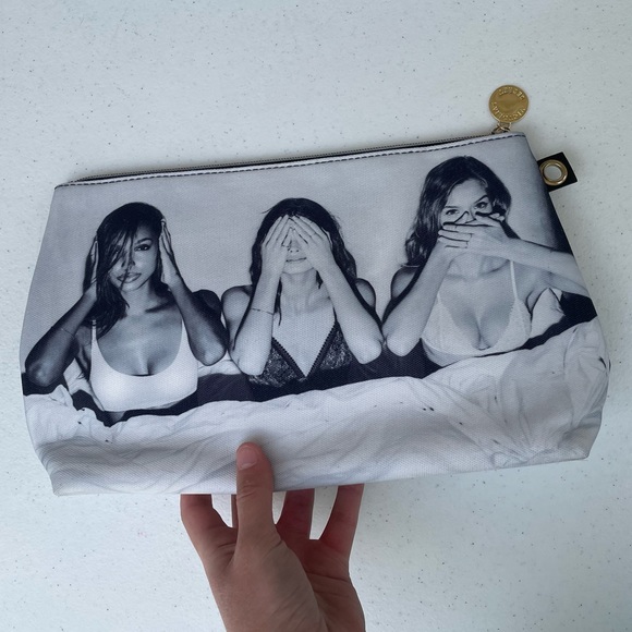 Rare Victoria’s Secret Hear, See, & Speak No Evil Tote & Mini Bag Purse Set - Picture 3 of 13